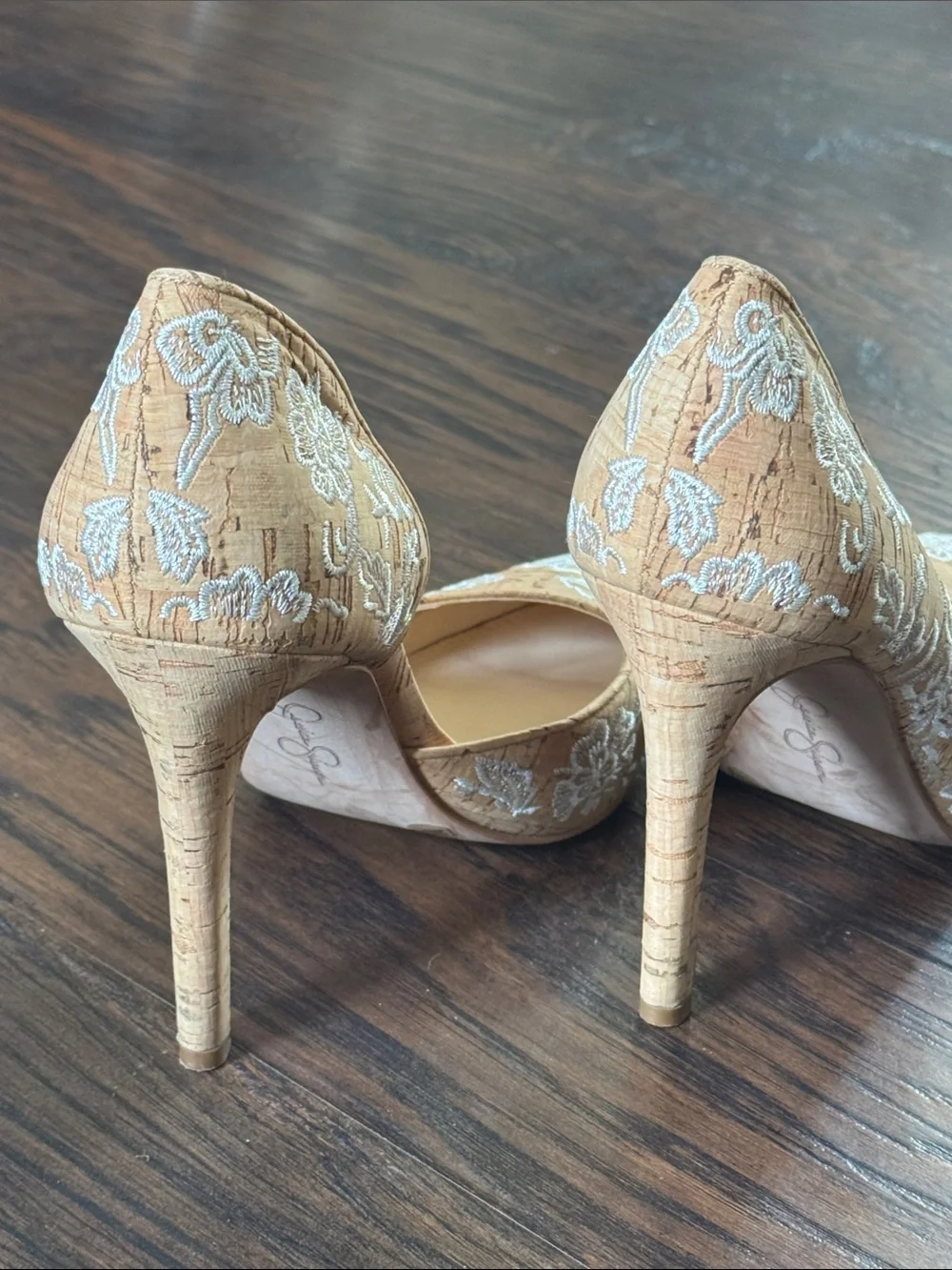Jessica Simpson Tan Embroidered Pointed-Toe Stiletto Heels
